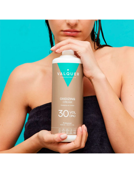Oxigenada Crema Valquer 30Vol Litro